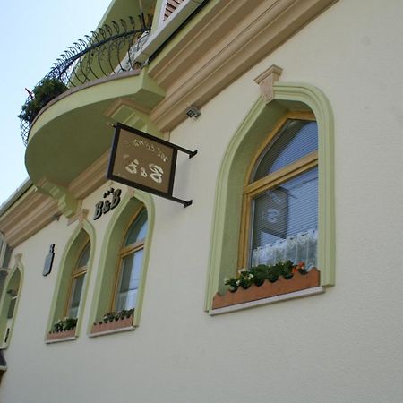 Bianco Apartment Sopron Exterior photo